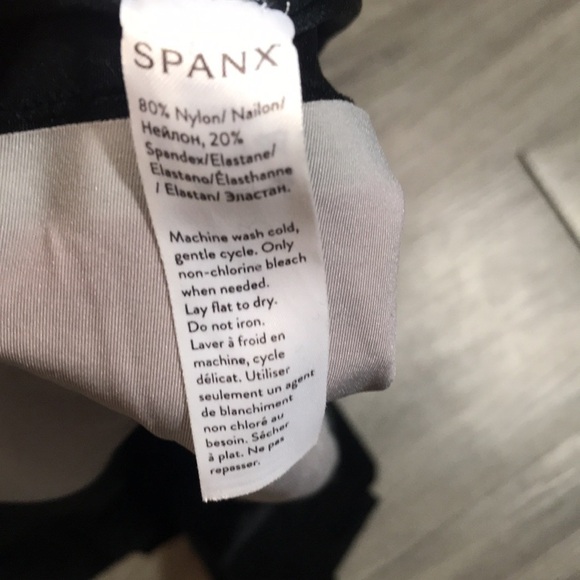 SPANX OnCore High Waist Mid-Thigh Black Shaper Shorts size S - Picture 8 of 9